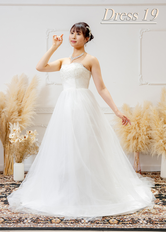 選べる衣装 - 東京駅で結婚式前撮り・フォトウェディングなら