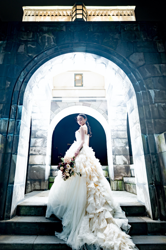 東京駅丸の内で結婚式前撮りならcrystal Wedding